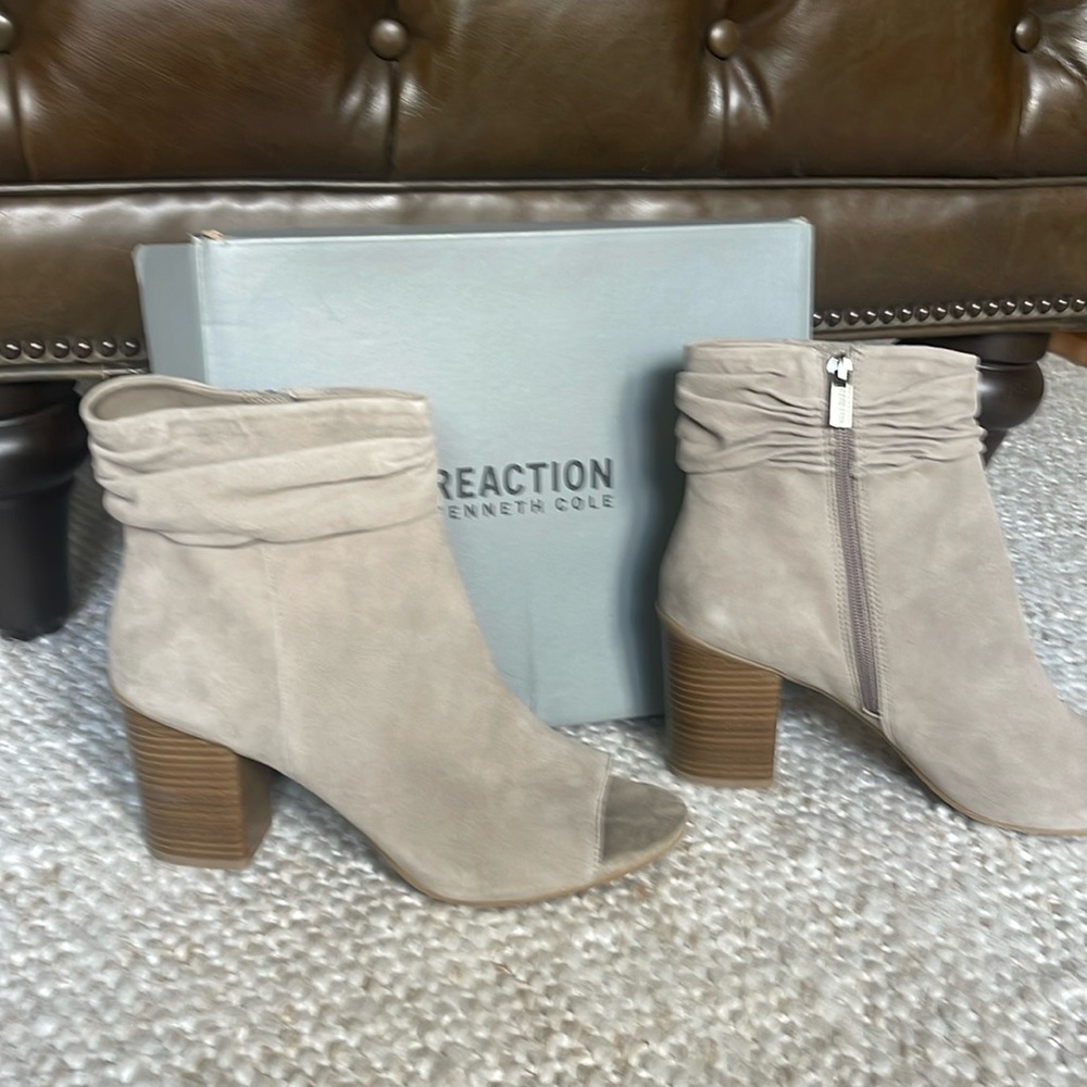 Kenneth Cole women’s open toe booties